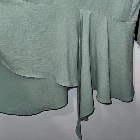 Sage Green Longsleeve Midi Dress - Picture 4 of 11